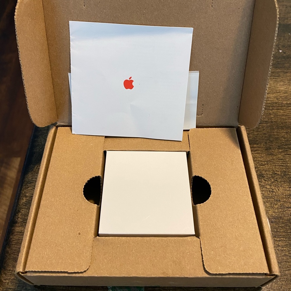 AirPod First Generation, right ear ❌❌ SOLD ❌❌